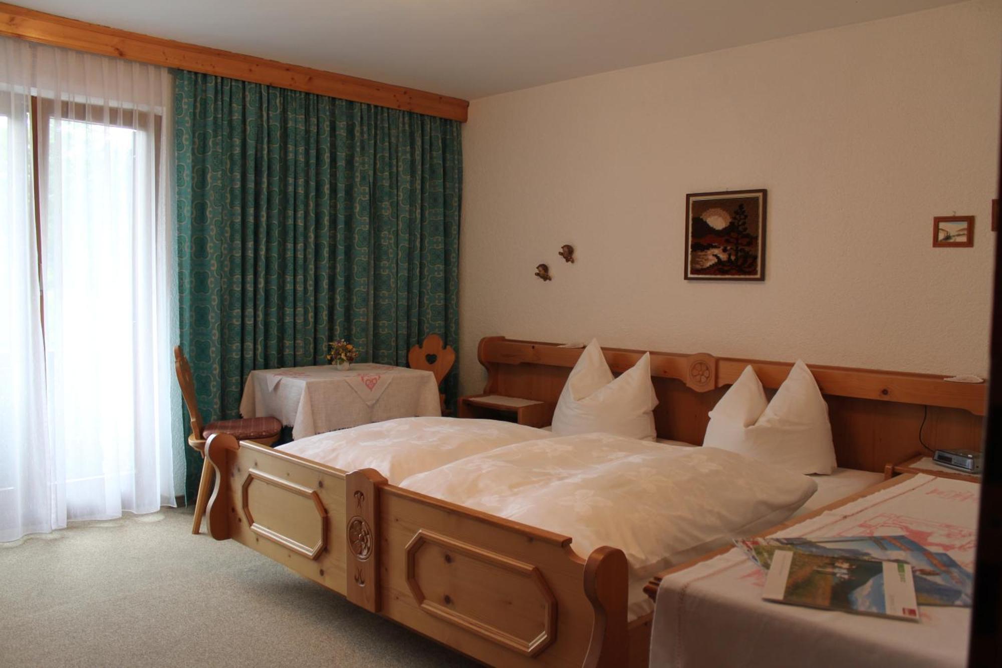 Haus Geiger Bed & Breakfast Scharnitz Bagian luar foto
