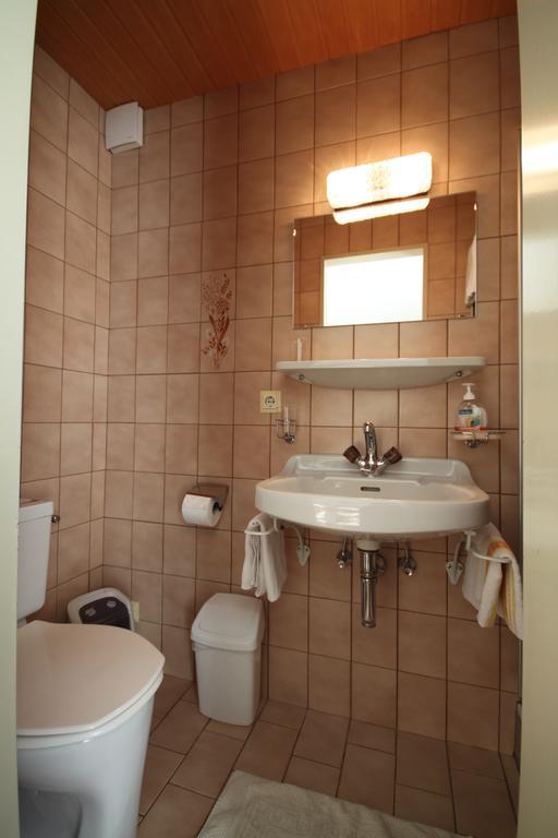 Haus Geiger Bed & Breakfast Scharnitz Bagian luar foto